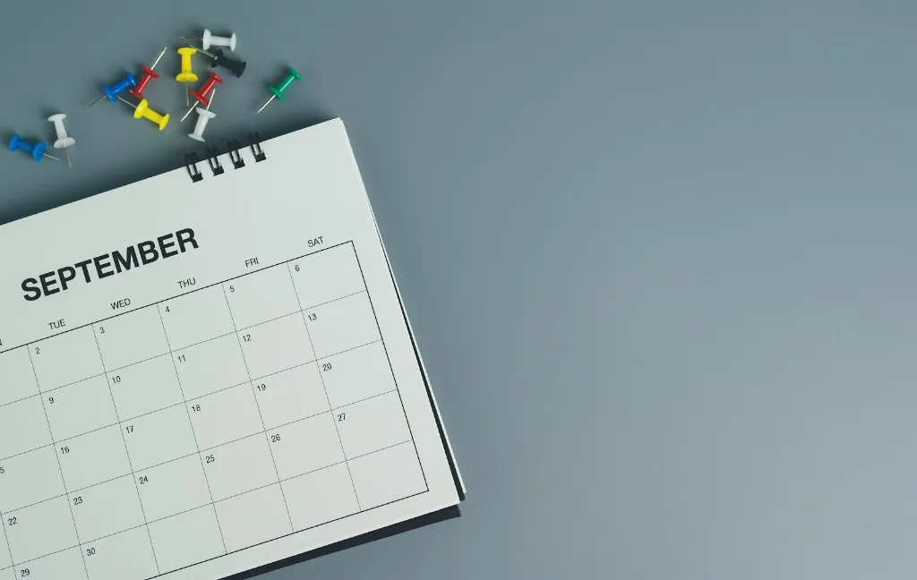 September calendar used for a mortgage broker compliance checklist
